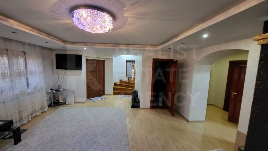 Vânzare, casă, 2 nivele, strada Budăi, Hîncești - Poză 11