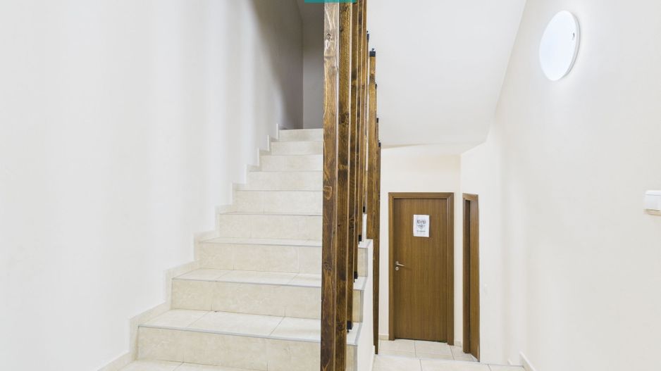 Casă  spațioasă cu 5 camere, Aradului - Poză 19