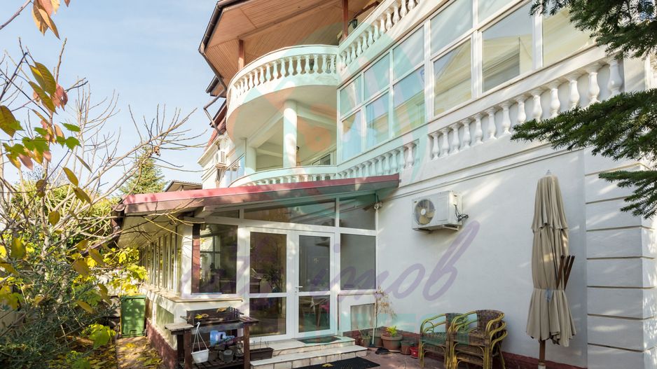 Vila spatioasa in zona Erou Iancu Nicolae - British School - Poză 4