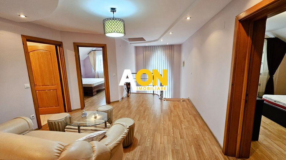 Casa 5 camere 561 mp teren la asfalt toate utilitatile Cetate - Poză 10