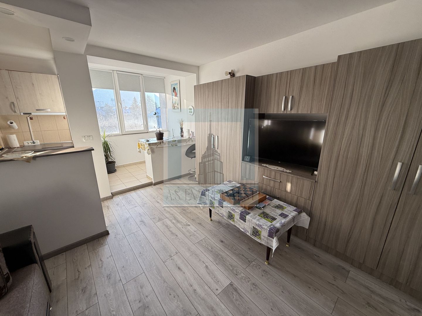 Garsoniera mobilata/utilata - zona B-dul Victoriei - Poză 2