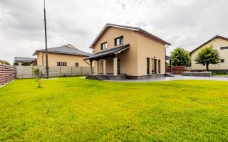 Vila in cartier rezidential, oportunitate personalizare interioare,Halchiu - Poză 1