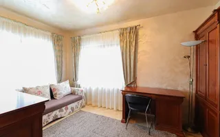 Casa deosebita cu teren de 900mp in cartierul Faget - Poză 18