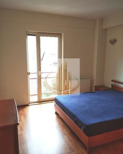 Apart 3 camere , bloc nou , utilat , mobilat, parcare privata - Poză 3