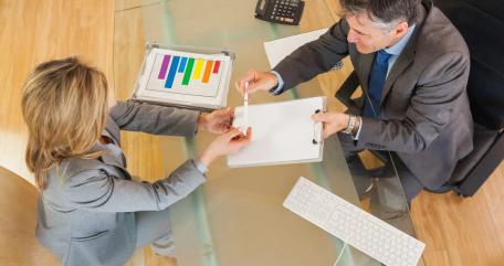 
    Strategie de Vânzare și Negociere
  