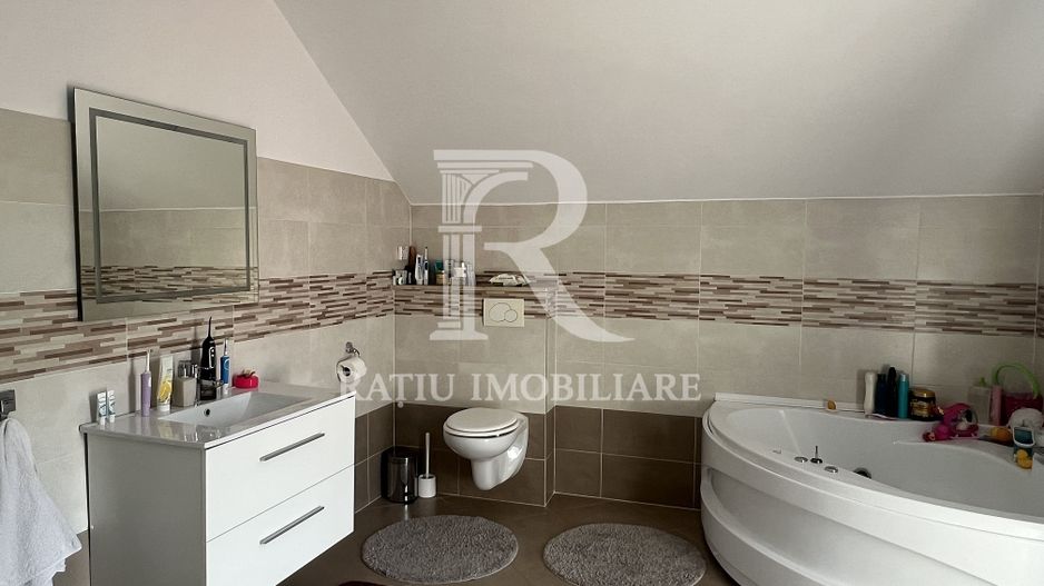 Casa cu 5 camere | P+M | Iosia | Oradea - Poză 26