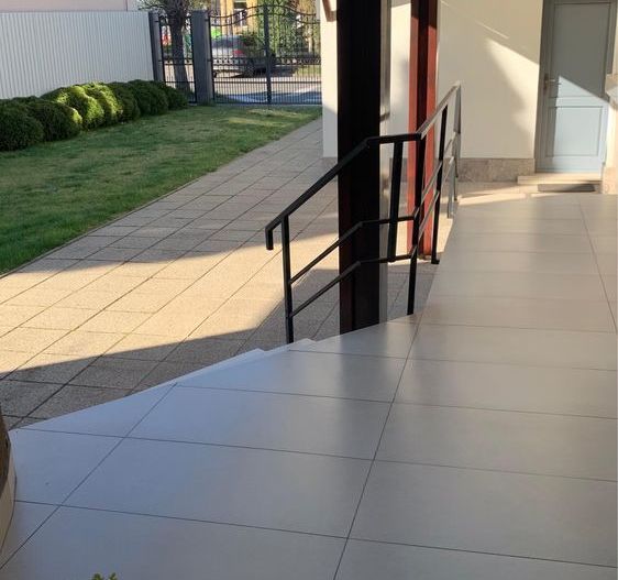 Casă  cu piscină- Unirii- Calea Voinicenilor - Poză 8