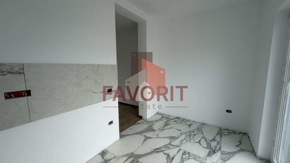 Finisat la cheie. Bucatarie inchisa. Acces asfaltat - Poză 11