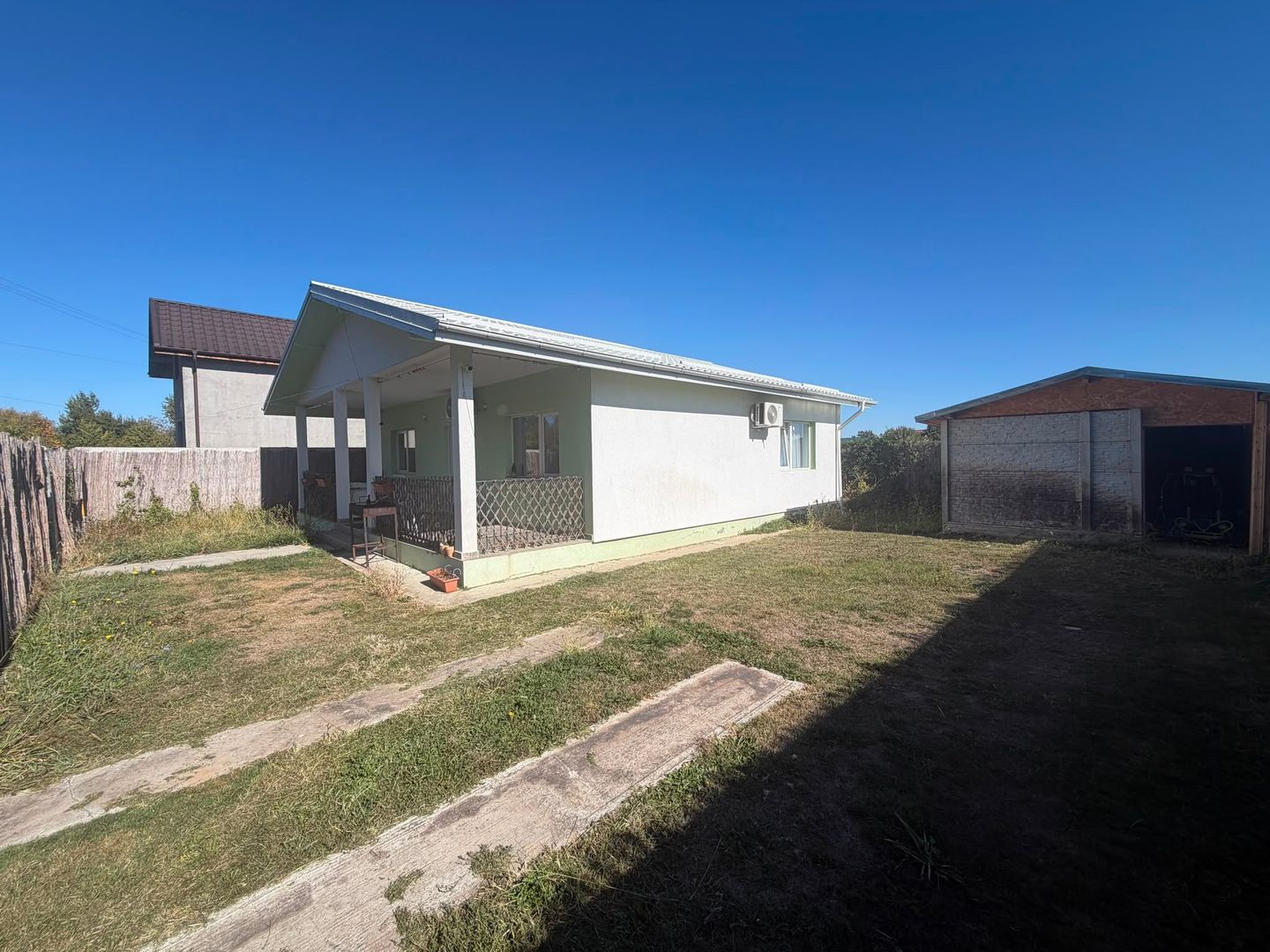 CASA INDIVIDUALA- DOMNESTI, CENTRALA PROPRIE, MOBILAT/UTILAT, COMIS 0% - Poză 9