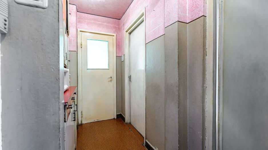 Apartament cu 3 camere , zona Fortuna - Poză 8