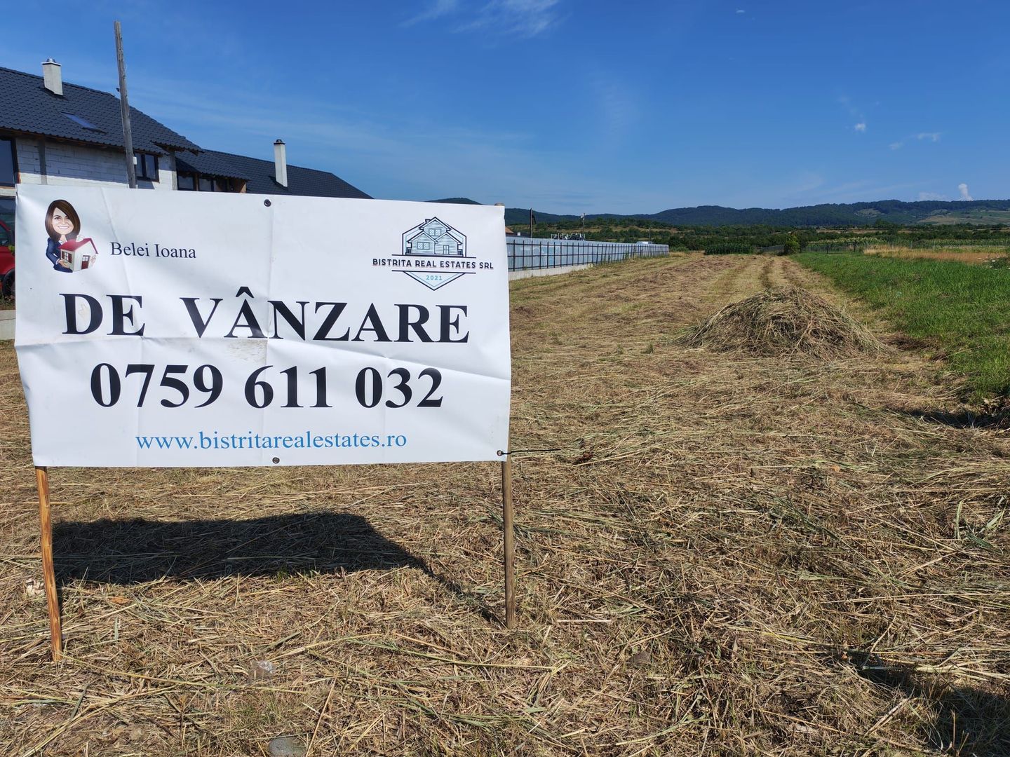 teren - 21,55 ari - acces direct din DN17 - pretabil spatiu comercial/productie - Poză 1