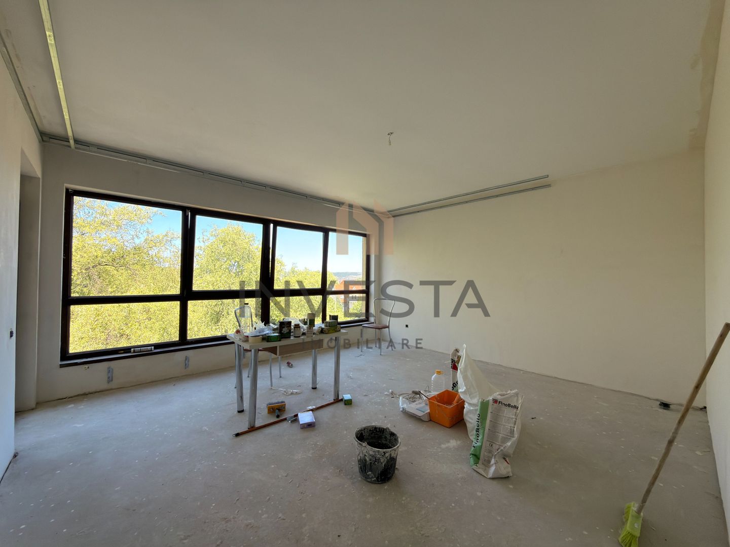 Apartament 3 camere cu terasa, parcare inclusa, zona Andrei Muresanu! - Poză 2