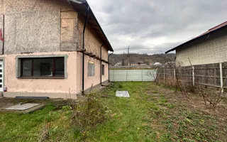 Casa de vanzare in Slanic Moldova . - Poză 20