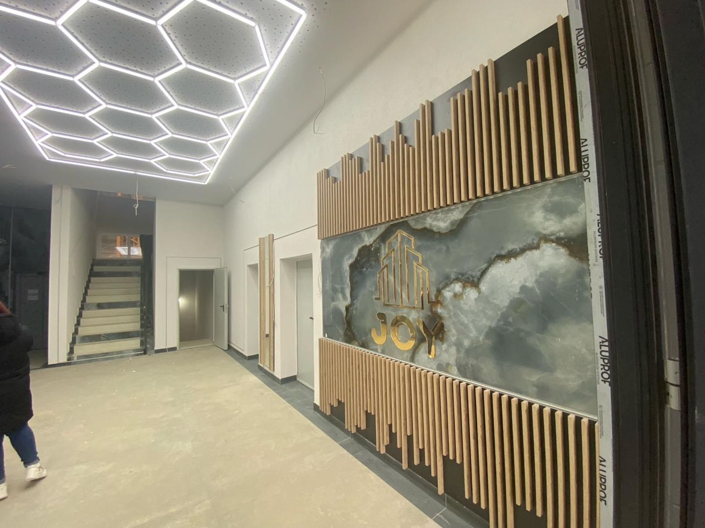 Apartament 2 camere tip studio finisaje premium,5 min metrou Berceni - Poză 11