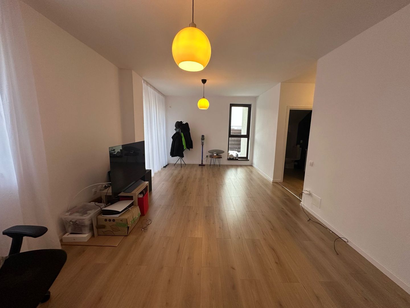 Casă P+1+pod de vânzare – 3 dormitoare, zona 23 August Otopeni, ansamblu - Poză 2