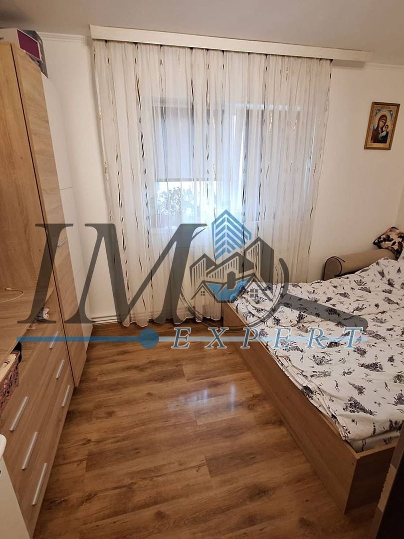 Apartament cu 3 camere de vânzare Alba Iulia - Poză 1