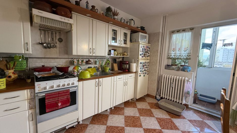 APARTAMENT 4 CAMERE ZONA iANCULUI - RITMULUI - FERDINAND - Poză 5
