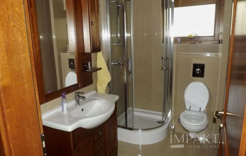 Se inchiriaza casa in cartier Europa! - Poză 8