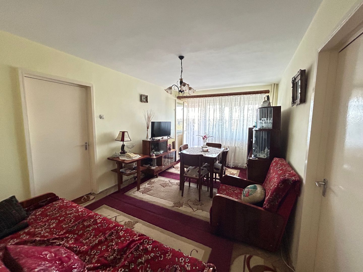Apartament cu 2 camere în zona Abator - Poză 1