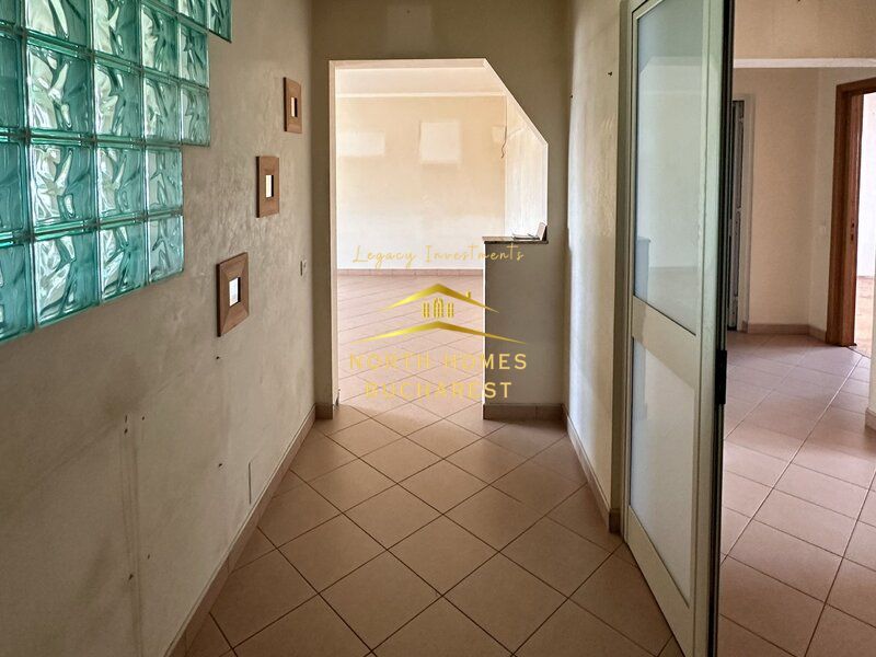 APARTAMENT 4 CAMERE DE VANZARE  Hyperion-Hala Traian - Poză 3