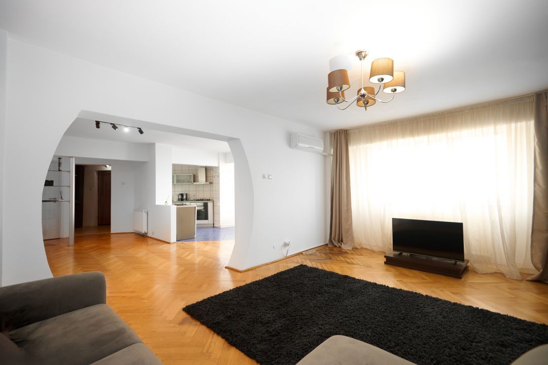Apartament 3 camere ultracentral, Pitesti, AG - Poză 13