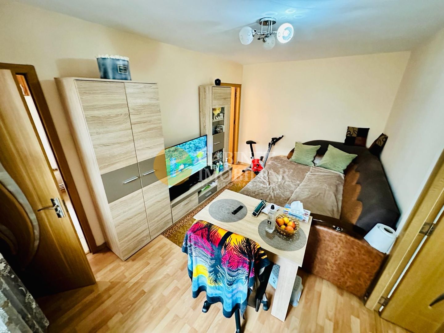 Apartament cu 2 Camere - Etaj 2 - Zona Alexandru / Liceul Miron Costin - Poză 1