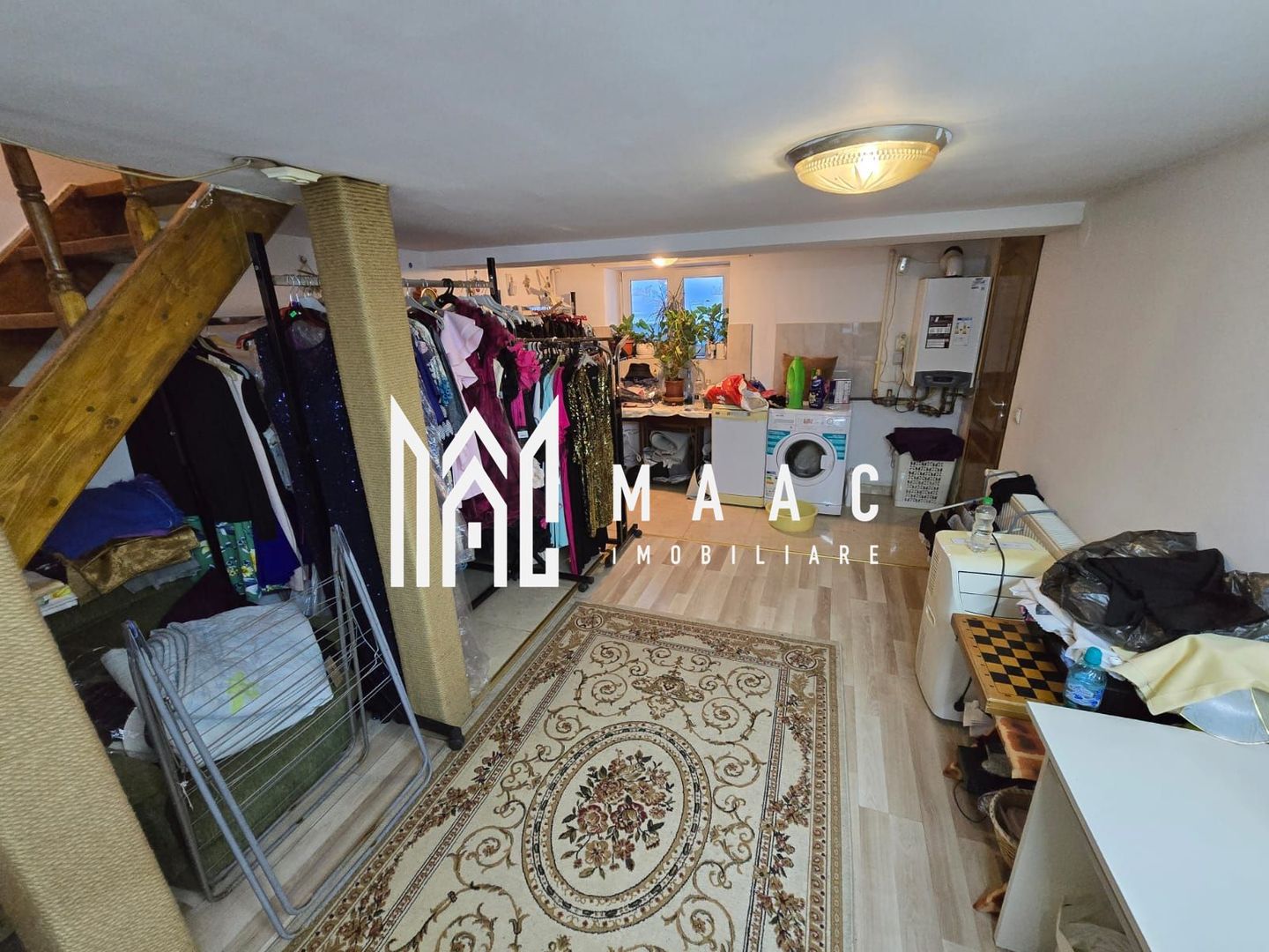 Casa 7 camere 3 bai 2 intrari Zona Garii - Poză 31