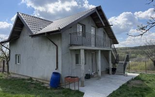 Casă în satul Cărbunari, comuna Grajduri, județul Iași | 1.640 mp teren - Poză 1