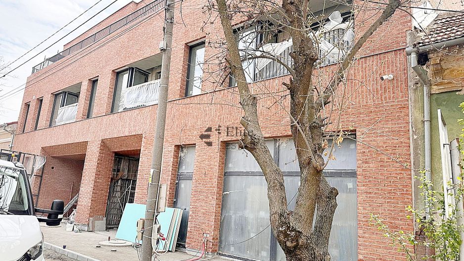 Spatiu comercial nou ultracentral in Oradea - Poză 2