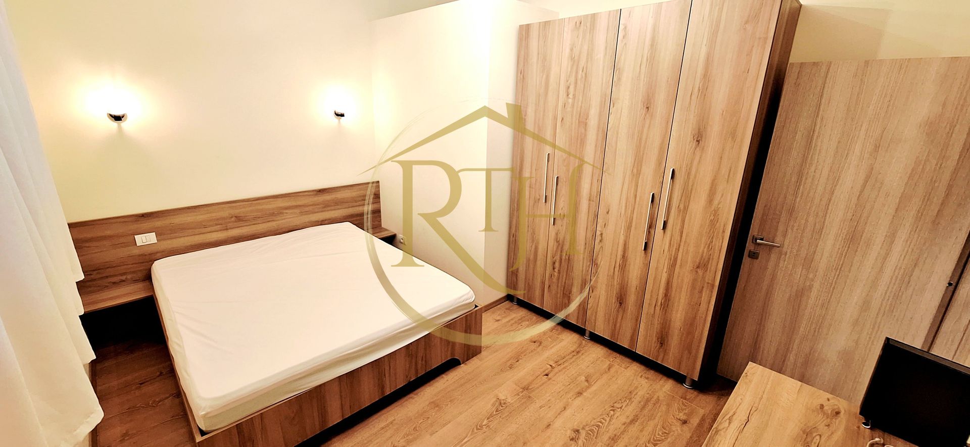 Oferim spre inchiriere, apartament cu 2 camere, curte proprie, parcare, Giroc - Poză 11