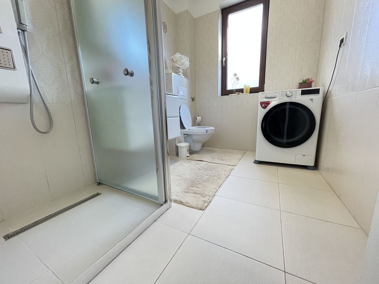Duplex frumos amenajat si mobilat in Dumbravita - Poză 12
