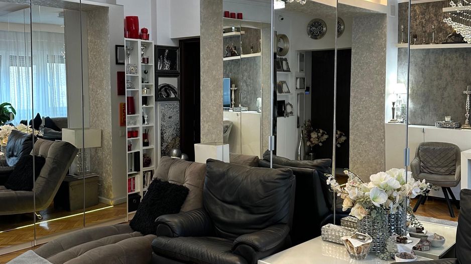 URGENT!, Dorobanti,posibilitate GARAJ,teren in proprietate, NEGOCIABIL - Poză 2