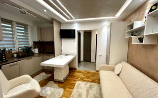 1 camera open space, Modern, Parcare, Hotel Royal, AC Gheorgheni - Poză 1