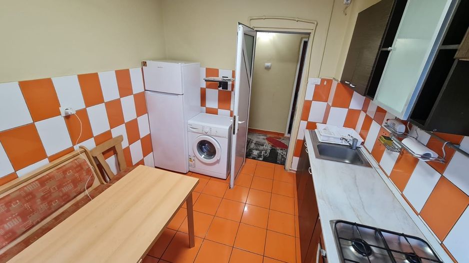 3 camere - Piata Munci - Titan - Poză 4