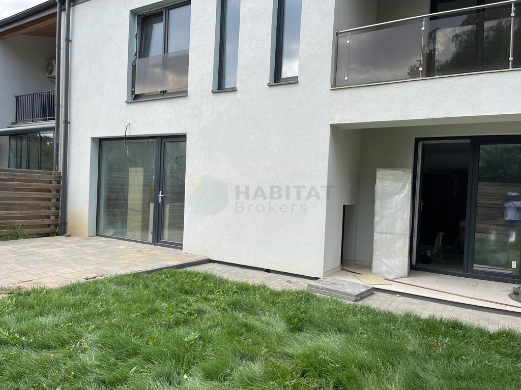 Vilă spațioasă Tunari | Curte mare | Complex închis - Poză 6