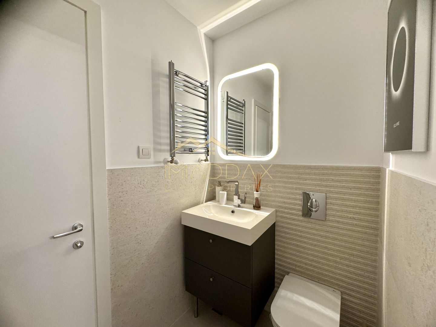 Apartament cu 4 camere *200mp* + 1 Parcare // Herastrau - Lake View - Poză 42