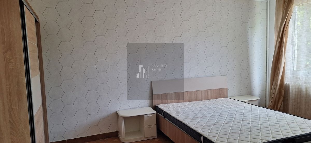 Garsoniera decomandata etaj 1- 6 minute Metrou Piata Sudului - Poză 5