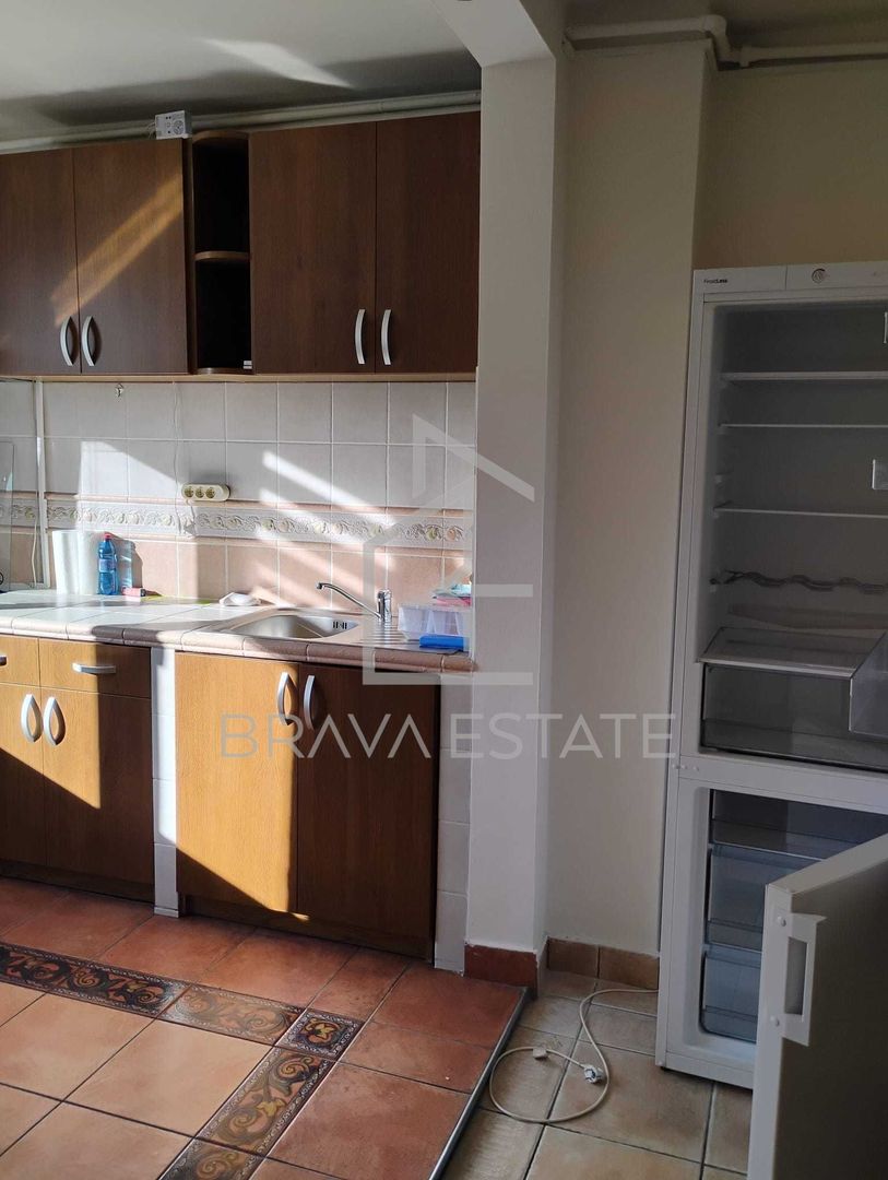 Apartament 2 camere, balcon, zona Iulius-mall - Poză 2