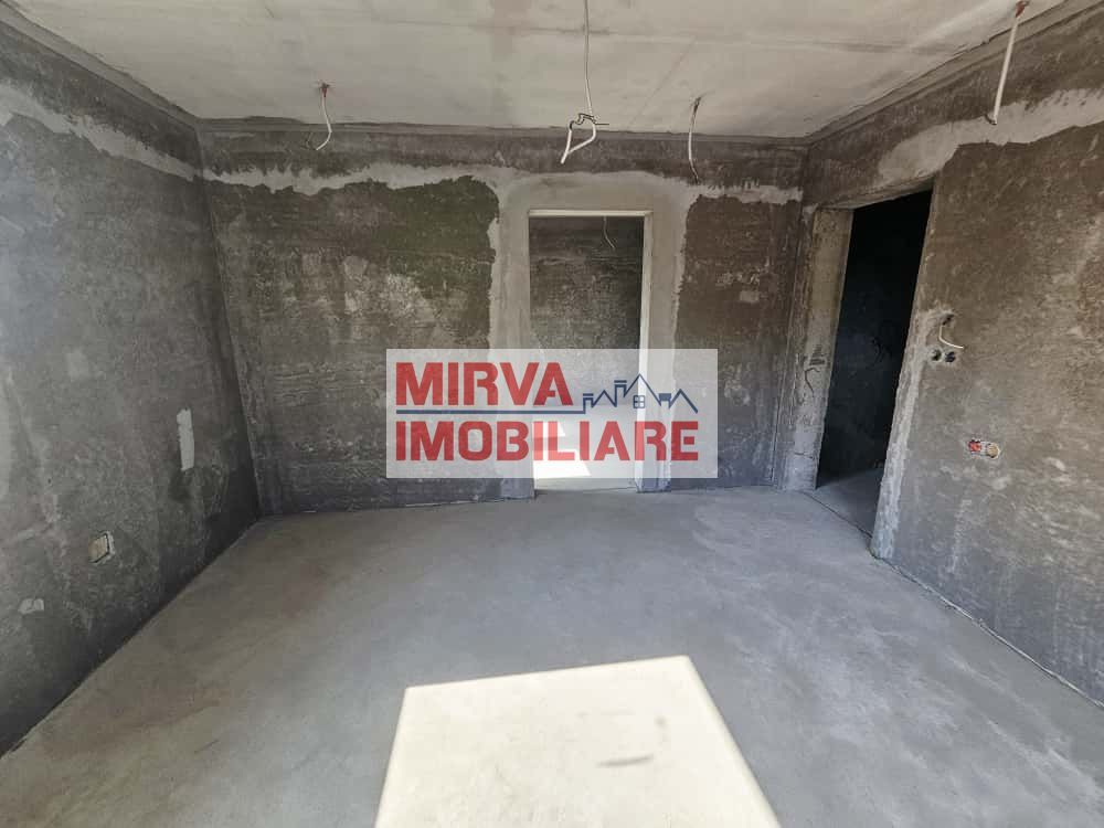 🏡 Vilă luminoasă, 4 camere, cu teren generos – Com. Plopu - Poză 40