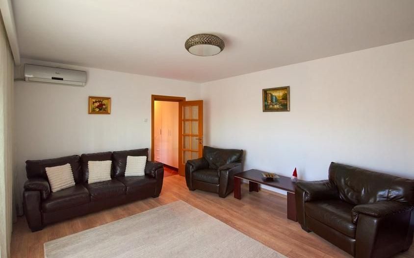 2 camere | prima inchiriere | centrala proprie | Sebastian - Razoare - Poză 1