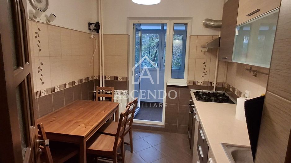 Apartament 3 camere decomandat Militari Uverturii + parcare - 600 EUR - Poză 10
