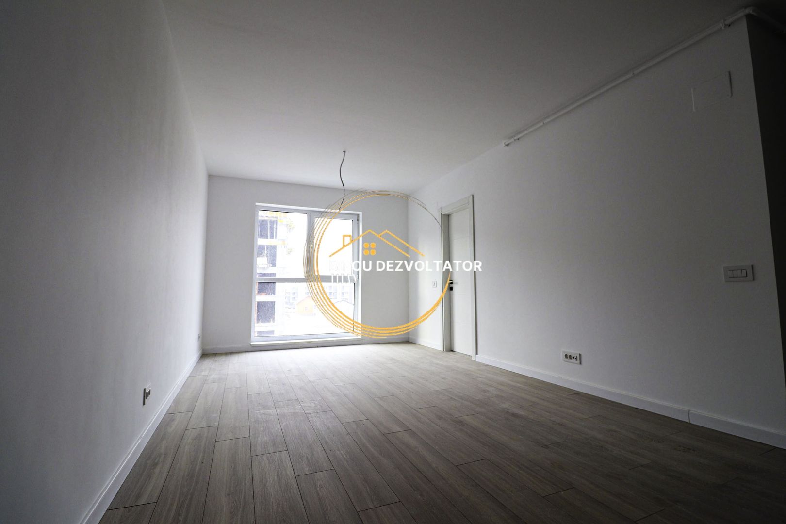 Decomandat Parcare inclusa Metrou Teclu Ikea Zona verde Comercial - Poză 1