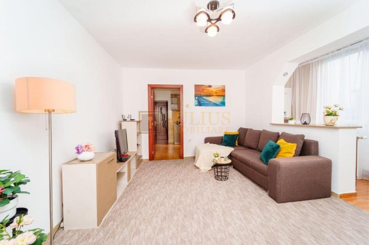 3 camere| 2 dormitoare| 2 bai| centrala proprie| apartament frumos| - Poză 1
