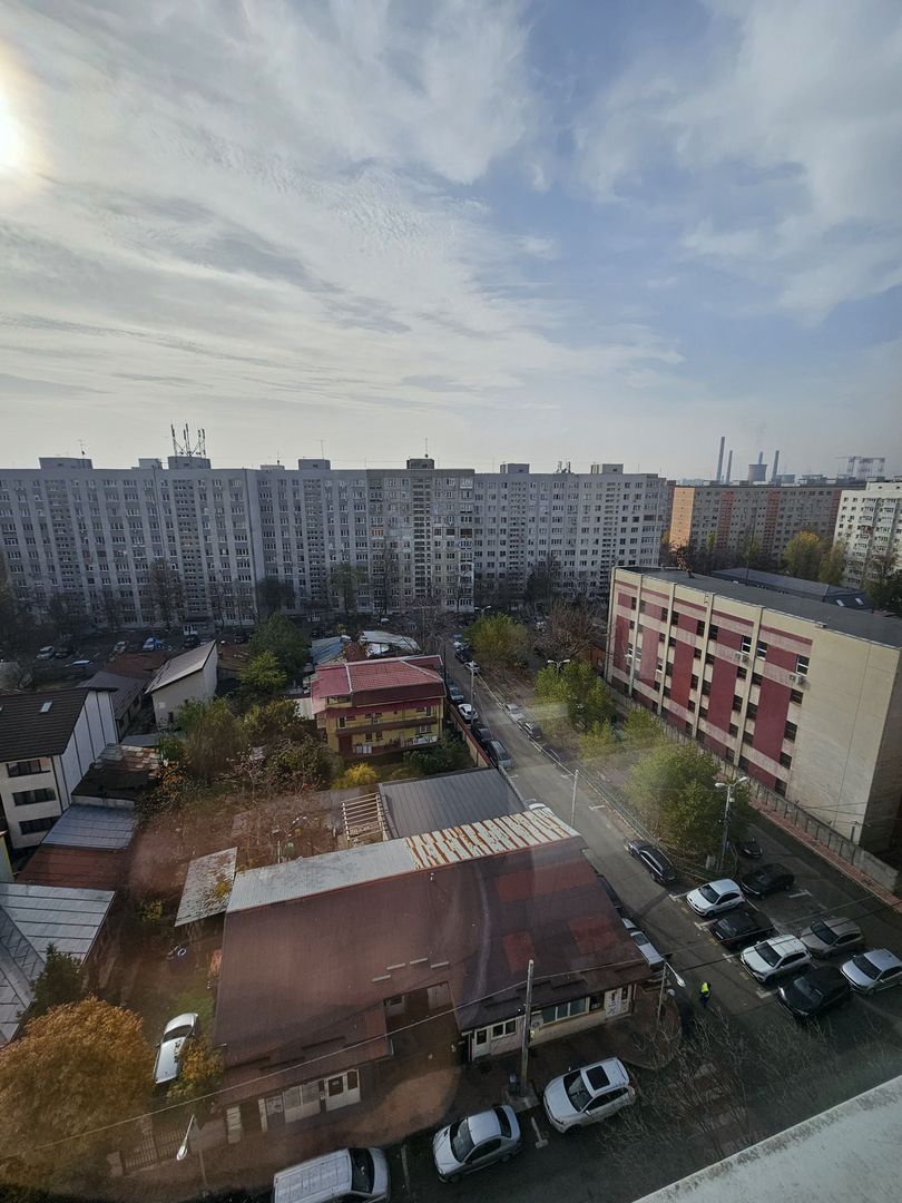 74 mp, 3 camere, 2 băi, 2 balcoane – 8 min până la metrou - comision 0 - Poză 1