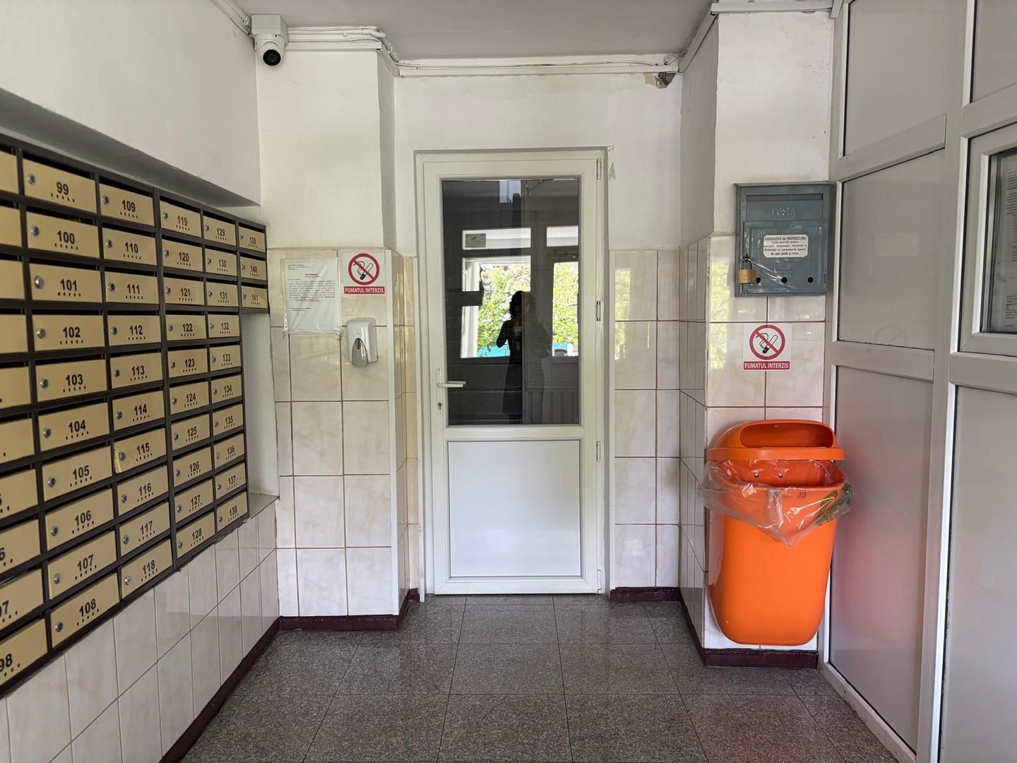 Apartament cu doua camere decomandat, Turda - Poză 12