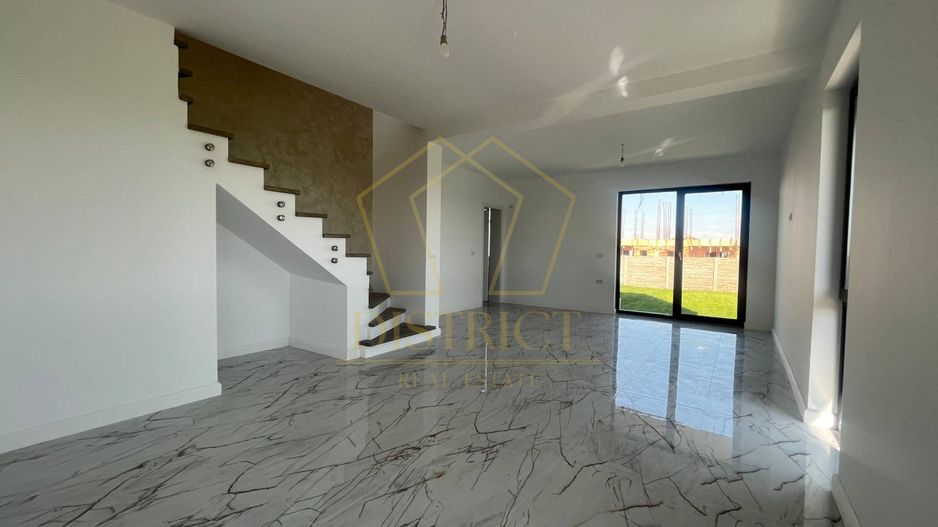 Duplex superb cu 4 camere despartit prin camera tehnica I Giroc - Poză 1