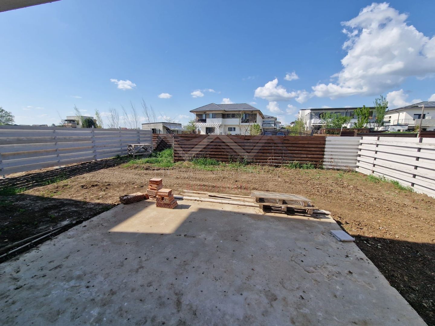 Casă spațioasă de vânzare în Otopeni – confort modern și finisaje premium - Poză 6