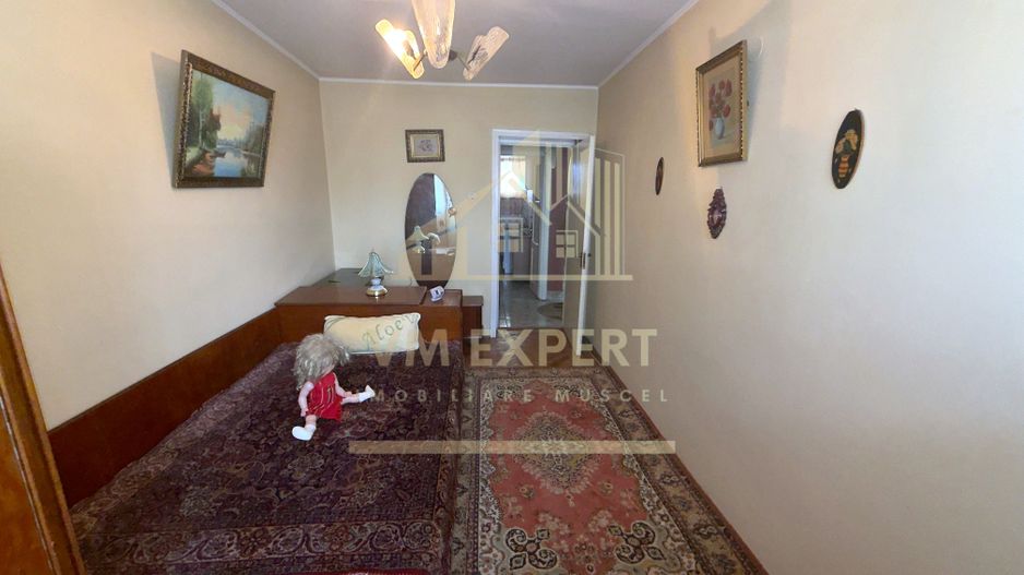 APARTAMENT 2 CAMERE ETAJ 4 ZONA ULTRACENTRALĂ CAMPULUNG - Poză 6