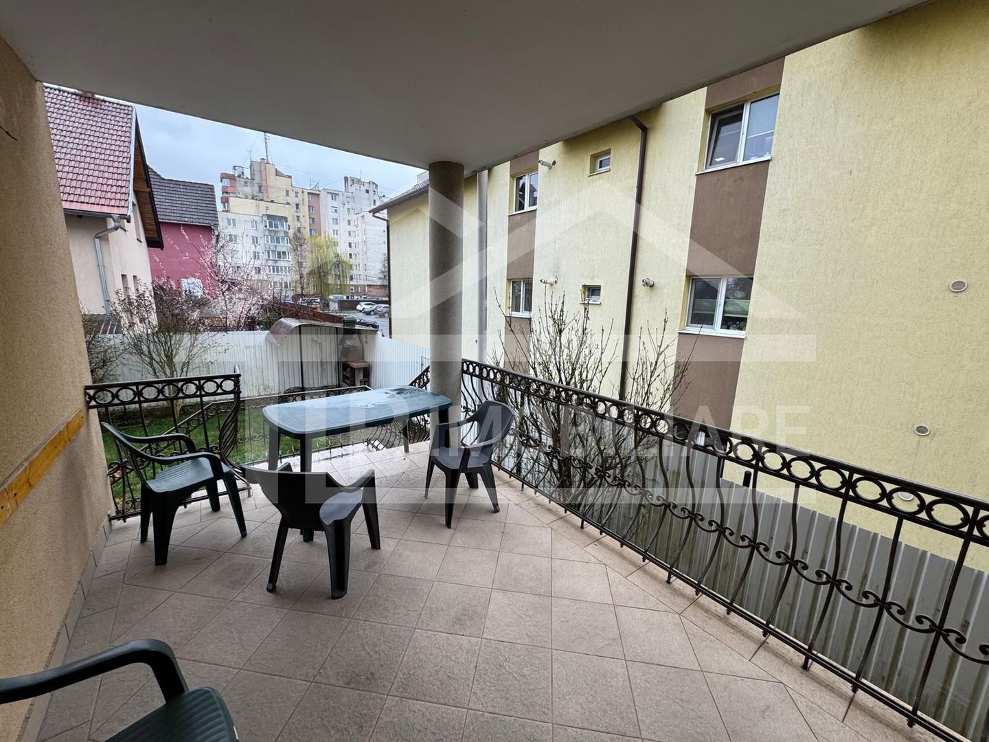 Vila cu 6 camere, 420mp,  teren 720mp, parcari, Zona Shopping City - Poză 30