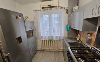 Apartament 3 camere, mobilat, utilat, etaj 2, Cetate - Poză 3